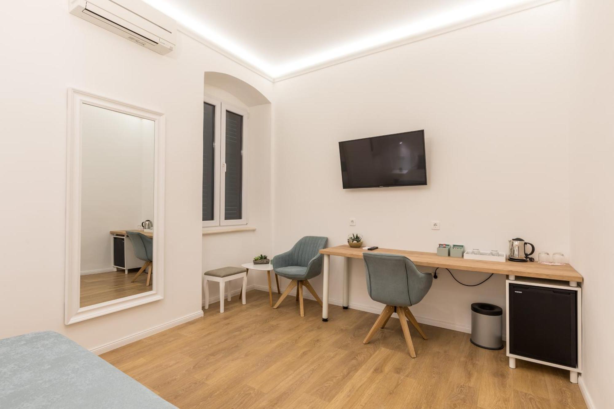 Maniva Old Town Luxury Rooms - Prime Spot By Riva Promenade 스플리트 외부 사진