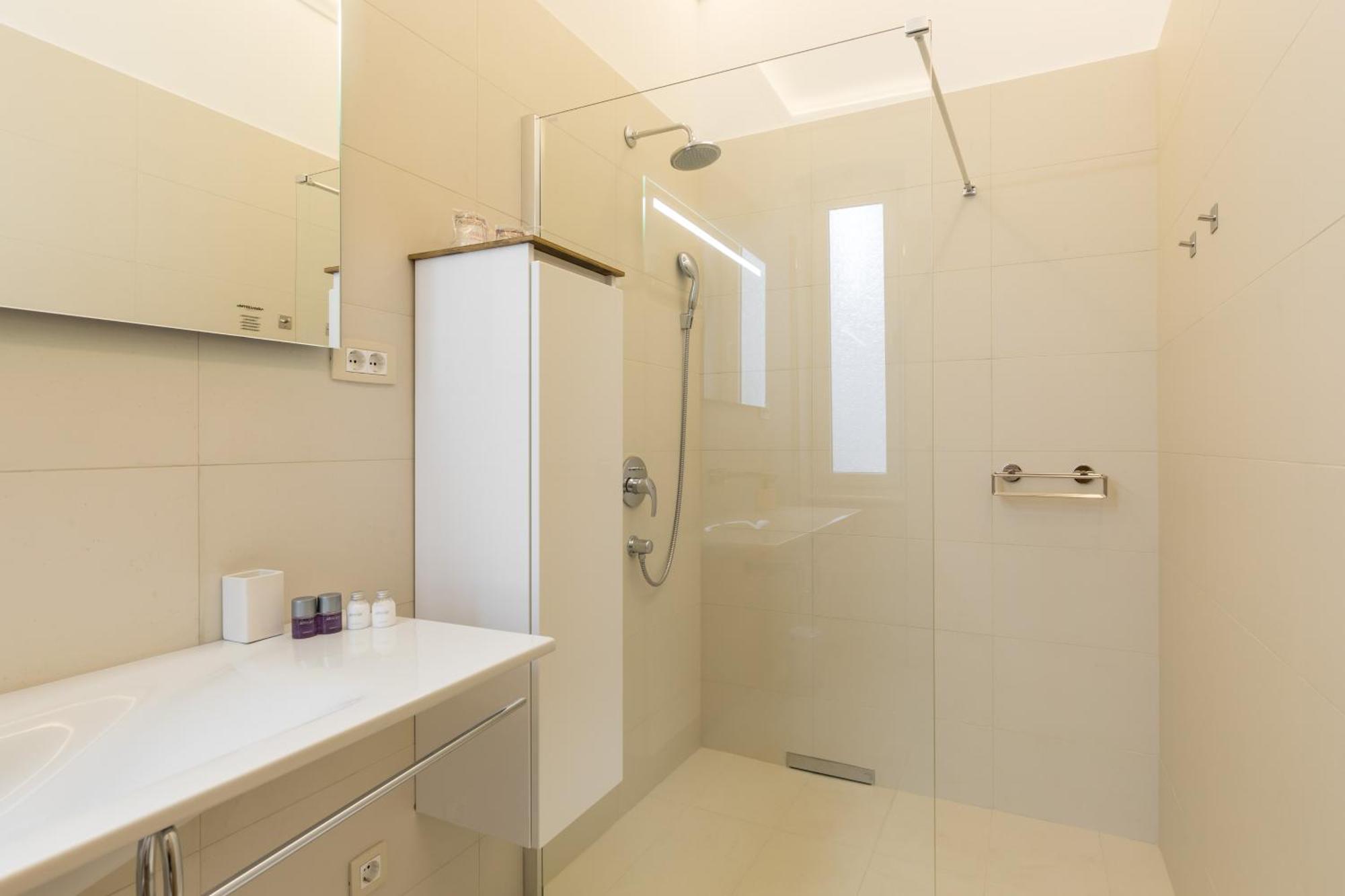 Maniva Old Town Luxury Rooms - Prime Spot By Riva Promenade 스플리트 외부 사진